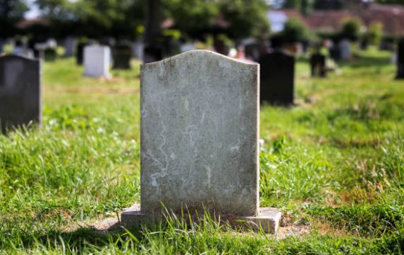 Quel budget prévoir pour la fabrication des monuments funéraires ?