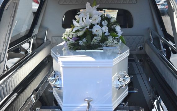 Organiser des funérailles décentes pour honorer un proche disparu